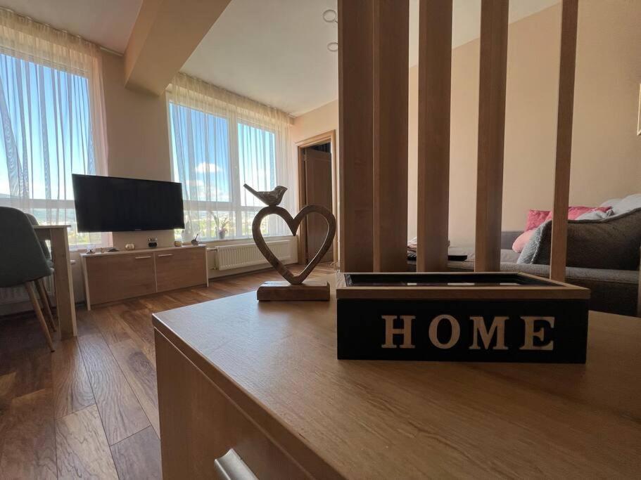 Cozy And Bright Apartment Sofia Bagian luar foto